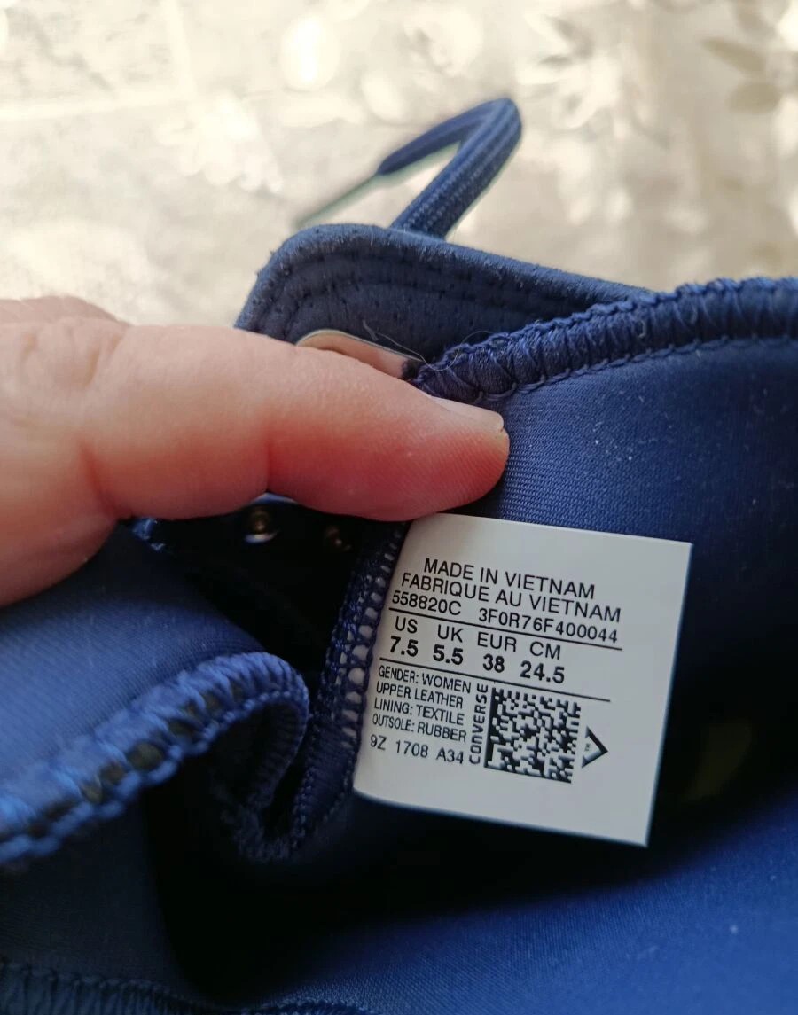 All Star ημιμποτο αδιάβροχα σαν καινούργια, μέγεθος 38, μπλε