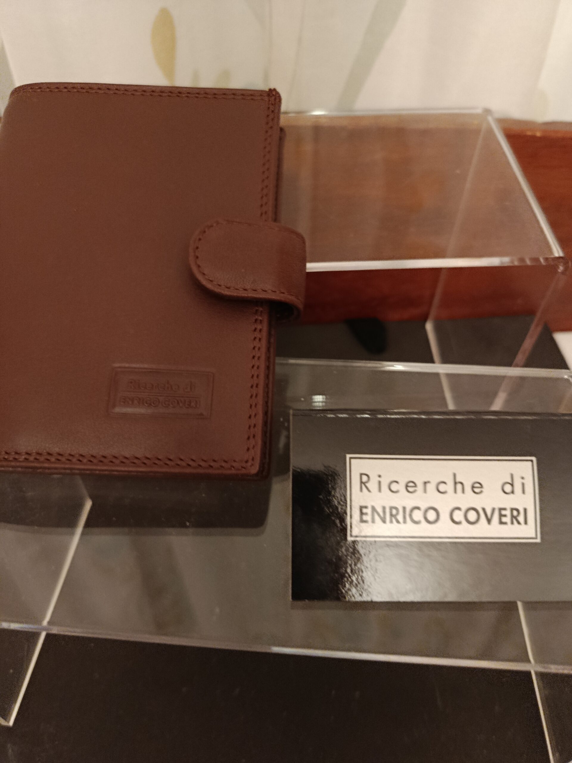 ΣΥΛΛΕΚΤΙΚΟ VINTAGE ΠΟΡΤΟΦΟΛΙ Enrico Coveri – 1920–1921 100% ΚΑΘΑΡΟ ΔΕΡΜΑ